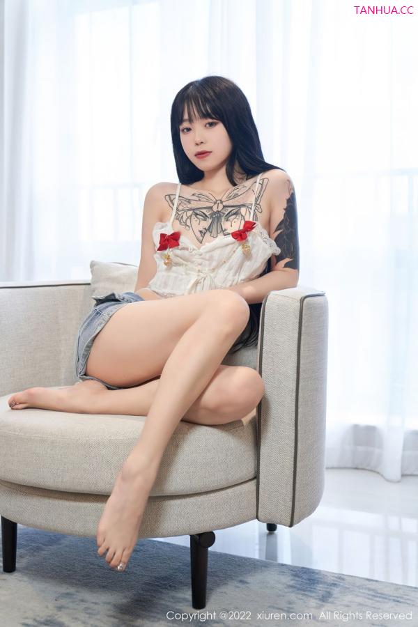 小奶瓶呜呜  [XiuRen]高清写真图 2022.06.09 No.5124 奶瓶第17张图片
